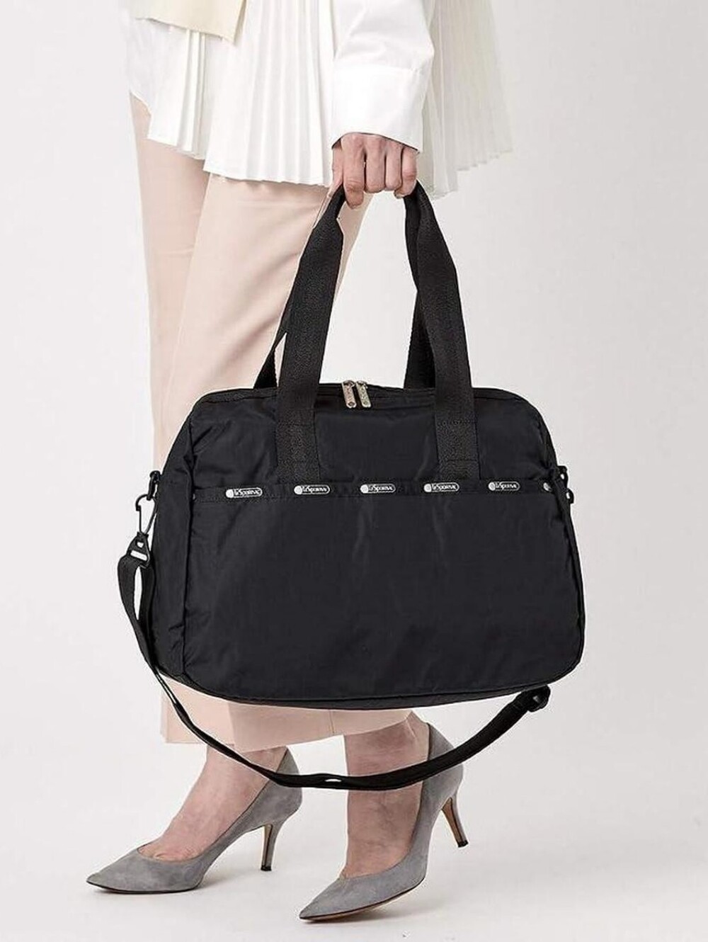 LeSportsac 33565603 Women's Basic Boston Bag Black Weekender Duffle Carry On